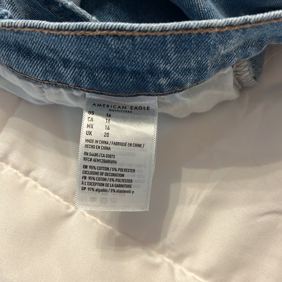 American Eagle acid wash “mom short” jean shorts - Picture 5 of 5